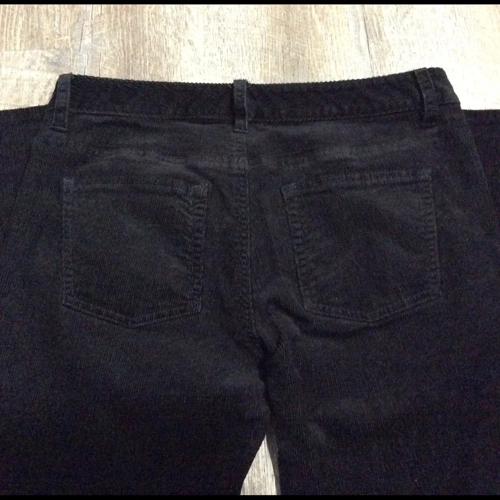 Elie Tahari Black Corduroy Pants Size 6